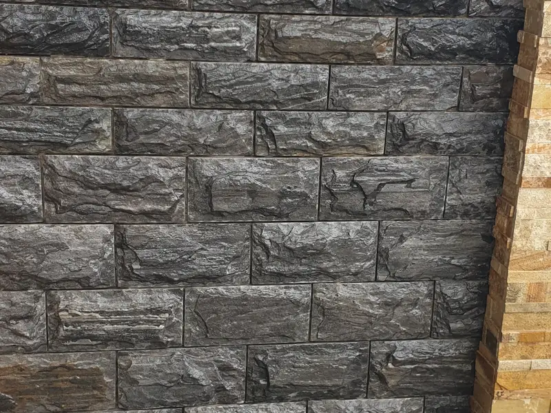 Example photograph of Kund Black